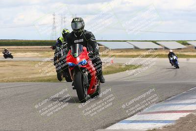 media/Apr-26-2024-TrackDaz (Fri) [[c4b677d280]]/C Group/140pm (Wheelie Bump)/